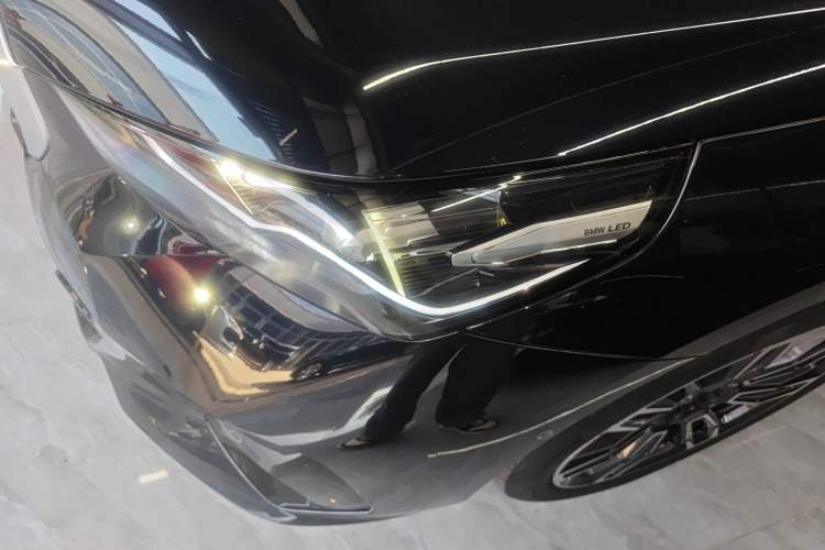 Used BMW 5 Series 2024 530Li Leading Model M Sport Package Left Front Headlight