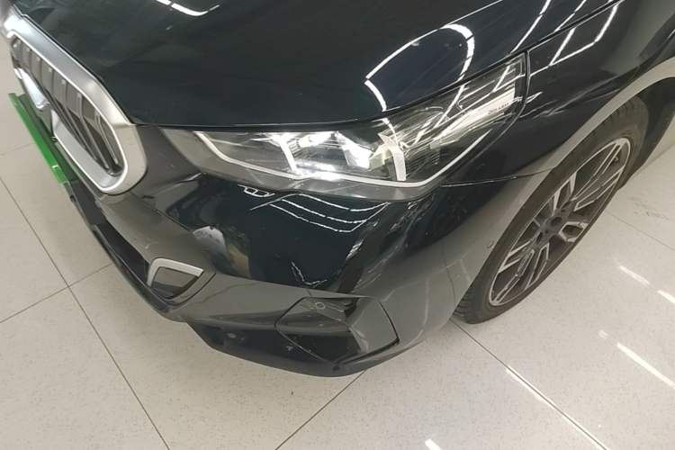 Used BMW 5 Series 2024 530Li Leading Model M Sport Package Left Front Headlight