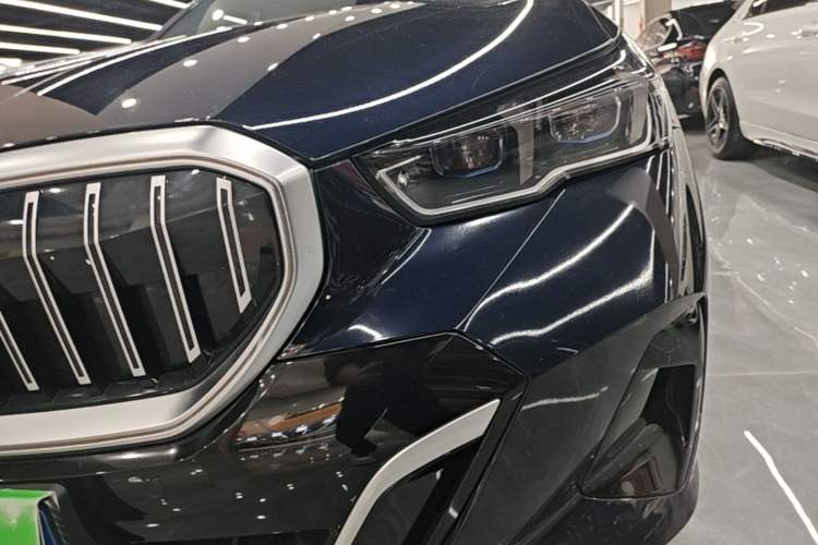 Used BMW 5 Series 2024 530Li Luxury Edition M Sport Package Left Front Headlight