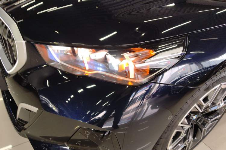 Used BMW 5 Series 2024 530Li Luxury Edition M Sport Package Left Front Headlight