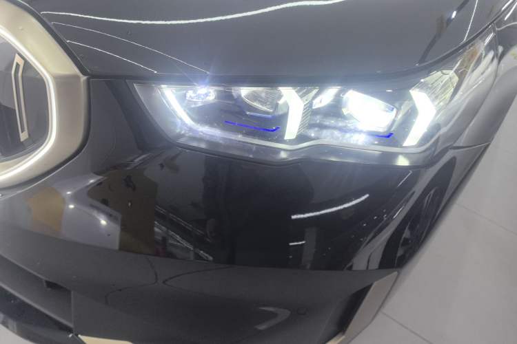 Used BMW 5 Series 2024 530Li Luxury Package Premium Edition Left Front Headlight