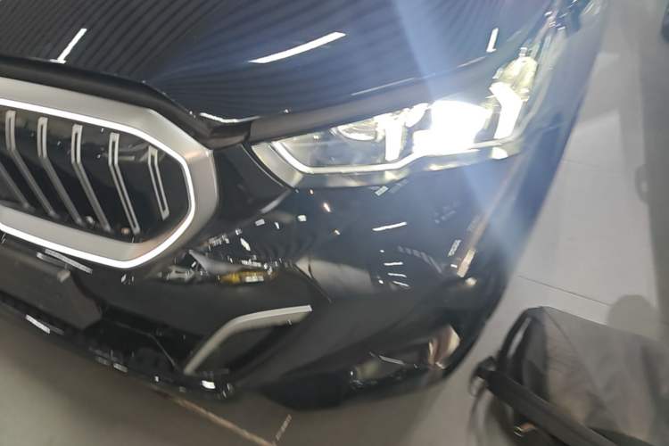 Used BMW 5 Series 2024 530Li Leading Model M Sport Package Left Front Headlight
