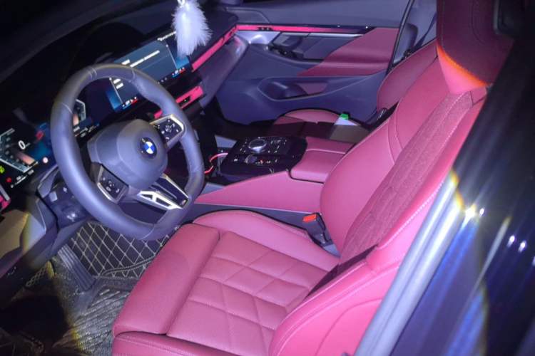 Used BMW 5 Series 2024 530i Leading Model M Sport Package Left Front Seat