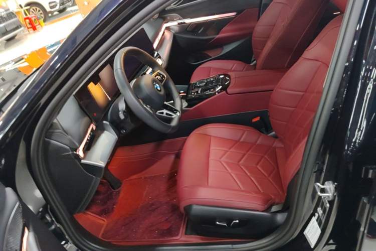 Used BMW 5 Series 2024 530Li Leading Model M Sport Package Left Front Seat