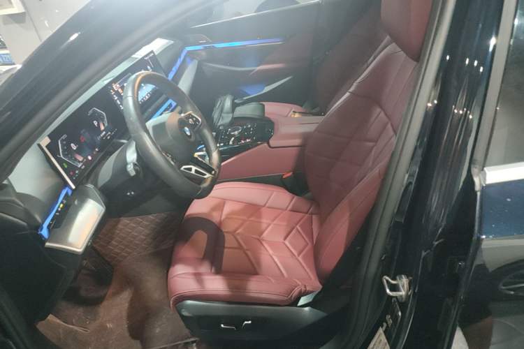 Used BMW 5 Series 2024 530Li Leading Model M Sport Package Left Front Seat