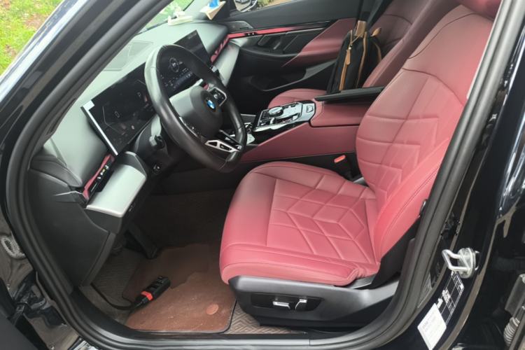 Used BMW 5 Series 2024 530Li Leading Model M Sport Package Left Front Seat