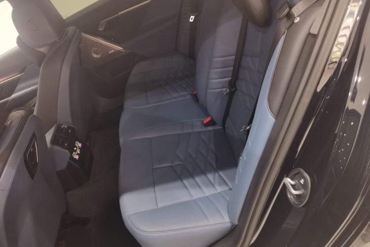 Used BMW 5 Series 2024 530Li xDrive Luxury Package Left Rear Seat