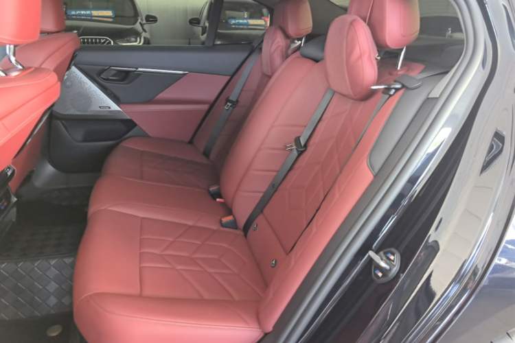 Used BMW 5 Series 2024 530Li Leading Model M Sport Package Left Rear Seat