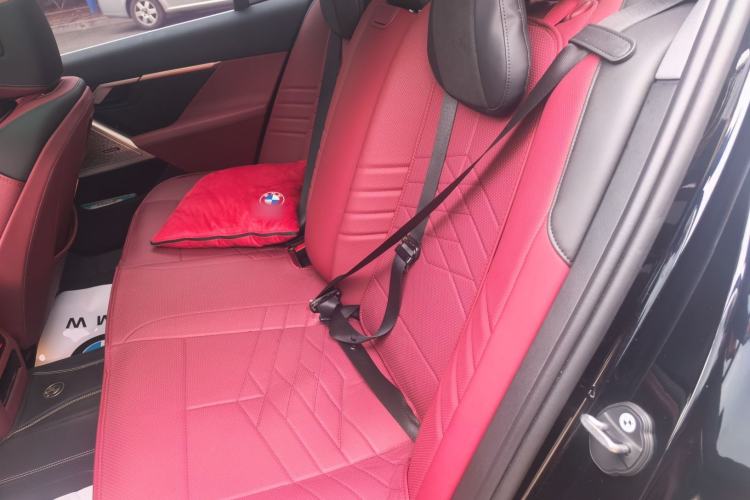 Used BMW 5 Series 2024 530Li Luxury Edition M Sport Package Left Rear Seat