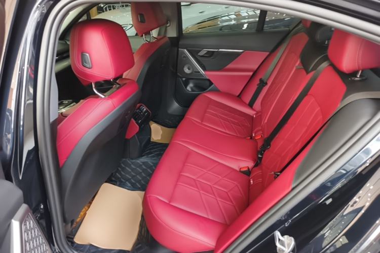 Used BMW 5 Series 2024 525i M Sport Package Left Rear Seat