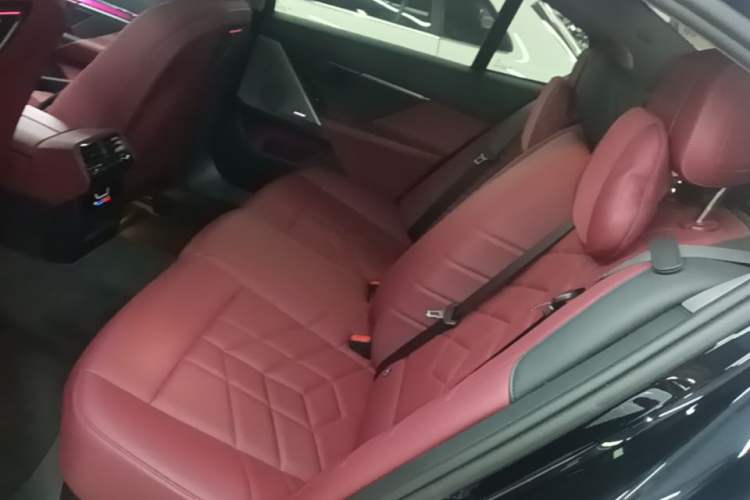 Used BMW 5 Series 2024 530Li Leading Model M Sport Package Left Rear Seat