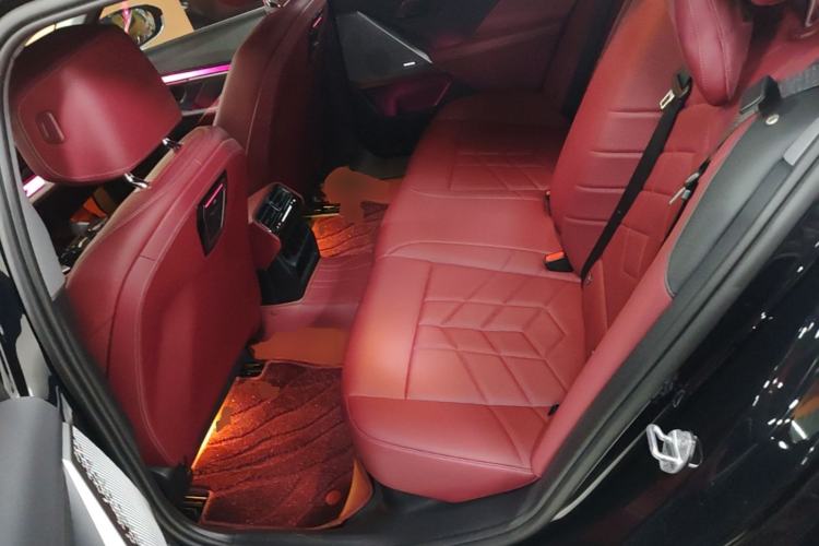 Used BMW 5 Series 2024 530Li Leading Model M Sport Package Left Rear Seat