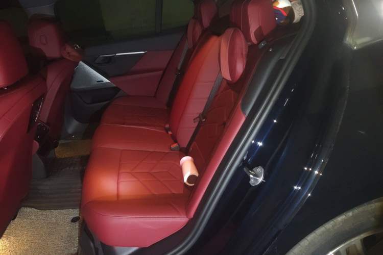 Used BMW 5 Series 2024 525Li M Sport Package Left Rear Seat