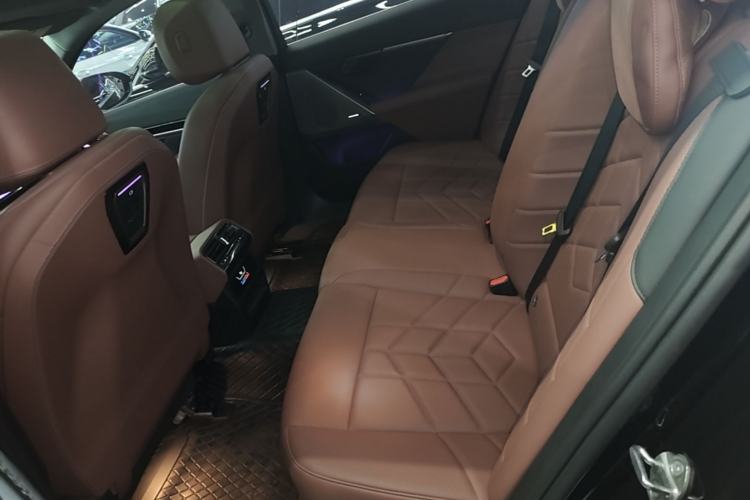 Used BMW 5 Series 2024 525Li M Sport Package Left Rear Seat