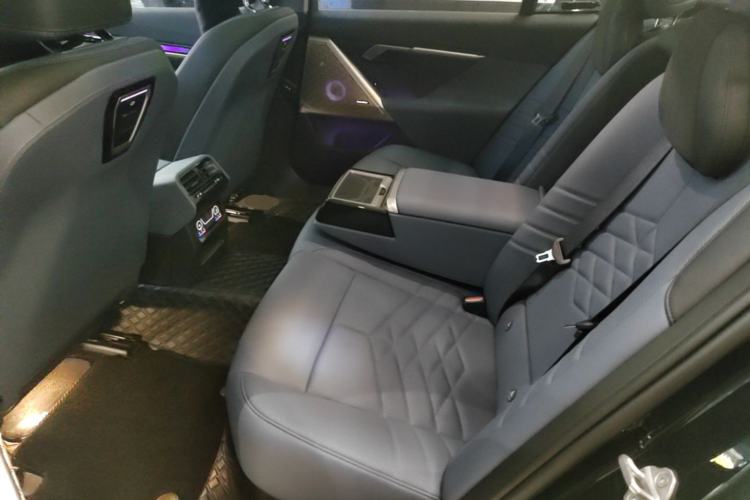 Used BMW 5 Series 2024 530Li Luxury Package Premium Edition Left Rear Seat