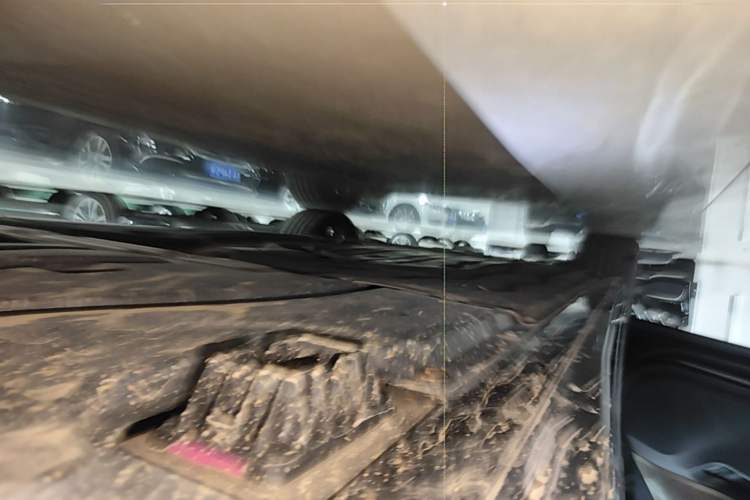 Used BMW 5 Series 2024 530Li Leading Model M Sport Package Left Side Sill