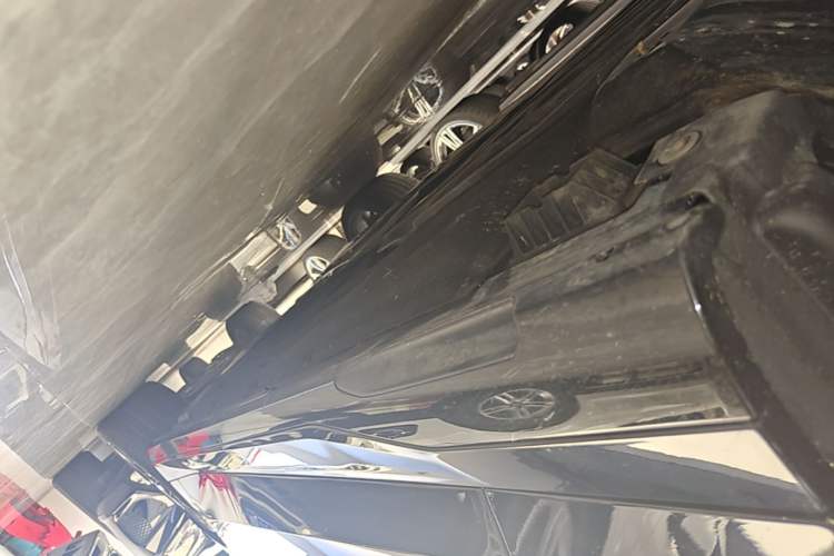 Used BMW 5 Series 2024 530Li Luxury Edition M Sport Package Left Side Sill