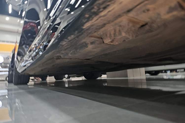 Used BMW 5 Series 2024 530Li Luxury Edition M Sport Package Left Side Sill