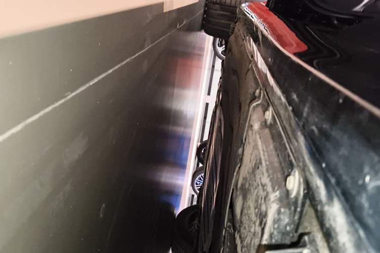 Used BMW 5 Series 2024 530i Leading Model M Sport Package Left Side Sill