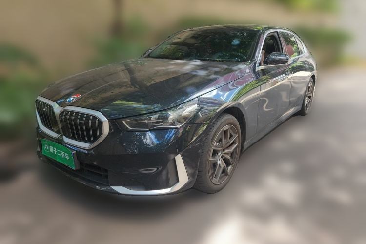 Ojetý BMW 5 Series 2024 530Li Leading Luxury Package Guazi used car, China used car export, Used car for sale, Used  cars, Cheapest cars for sale