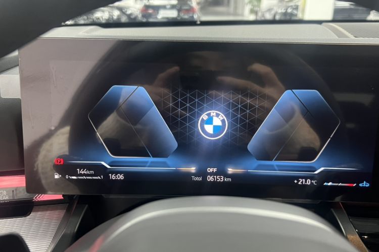 Used BMW 5 Series 2024 525i M Sport Package Odometer Close Up