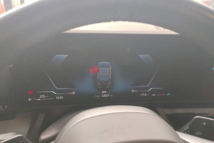 Used BMW 5 Series 2024 525Li M Sport Package Odometer Close Up