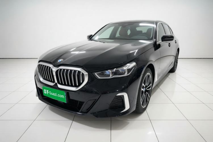 Ojetý BMW 5 Series 2024 530Li Leading Model M Sport Package Guazi used car, China used car export, Used car for sale, Used  cars, Cheapest cars for sale