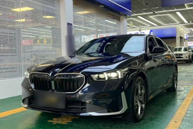 Used BMW 5 Series 2024 530Li Leading Luxury Package