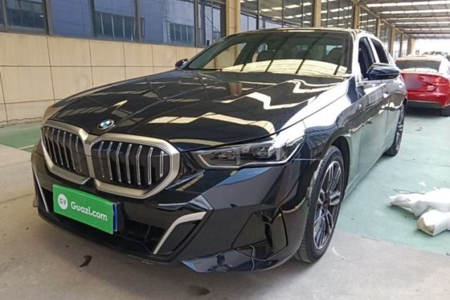 Used BMW 5 Series 2024 525Li M Sport Package