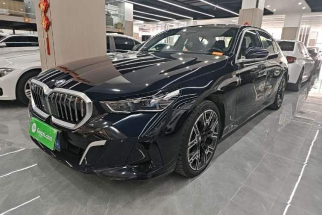 Used BMW 5 Series 2024 530Li Luxury Edition M Sport Package