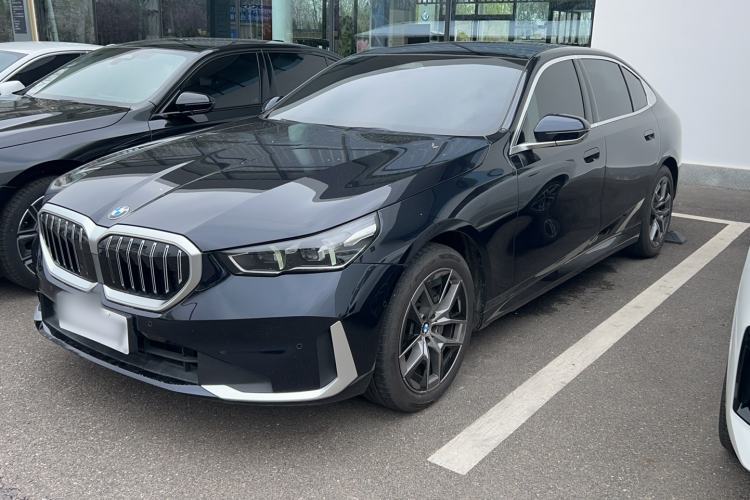 Used BMW 5 Series 2024 530Li Leading Luxury Package Guazi used car, China used car export, Used car for sale, Used  cars, Cheapest cars for sale