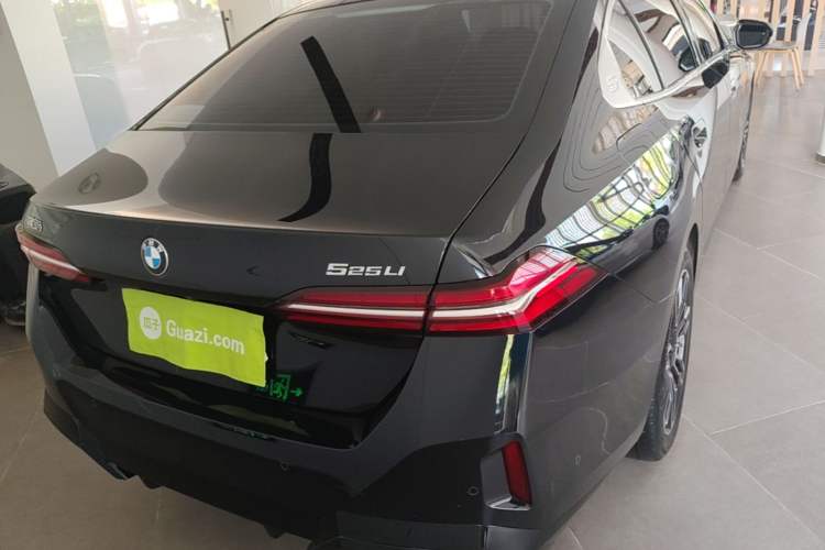 Used BMW 5 Series 2024 525Li M Sport Package Rear