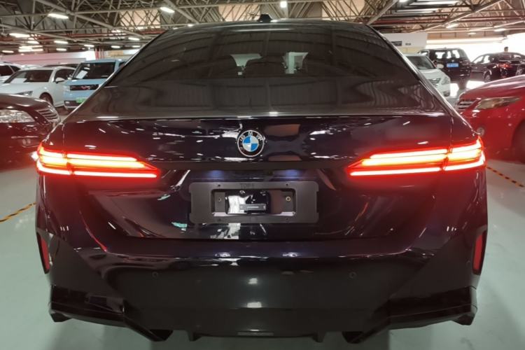 Used BMW 5 Series 2024 530Li Luxury Edition M Sport Package Rear