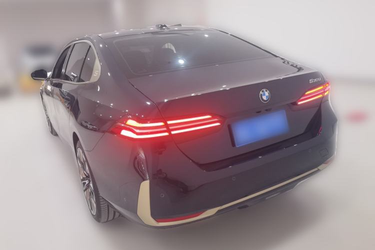 Used BMW 5 Series 2024 530Li xDrive Luxury Package Rear Left 45 Deg