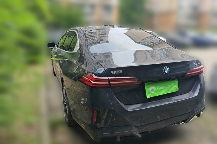 Used BMW 5 Series 2024 525Li M Sport Package Rear Left 45 Deg