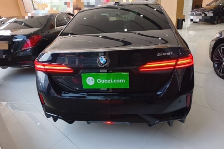 Used BMW 5 Series 2024 525i M Sport Package Rear Left 45 Deg