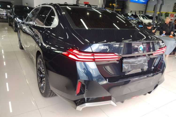 Used BMW 5 Series 2024 530Li Luxury Edition M Sport Package Rear Left 45 Deg