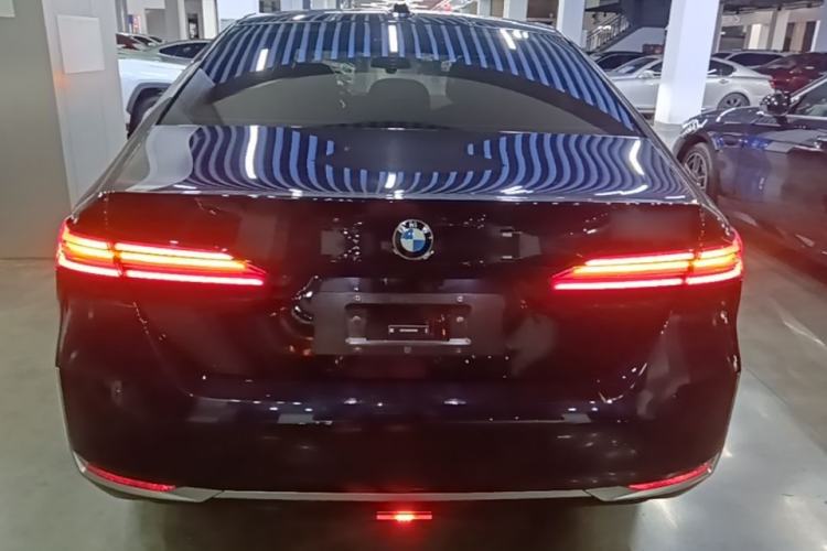 Used BMW 5 Series 2024 525Li Luxury Package Rear