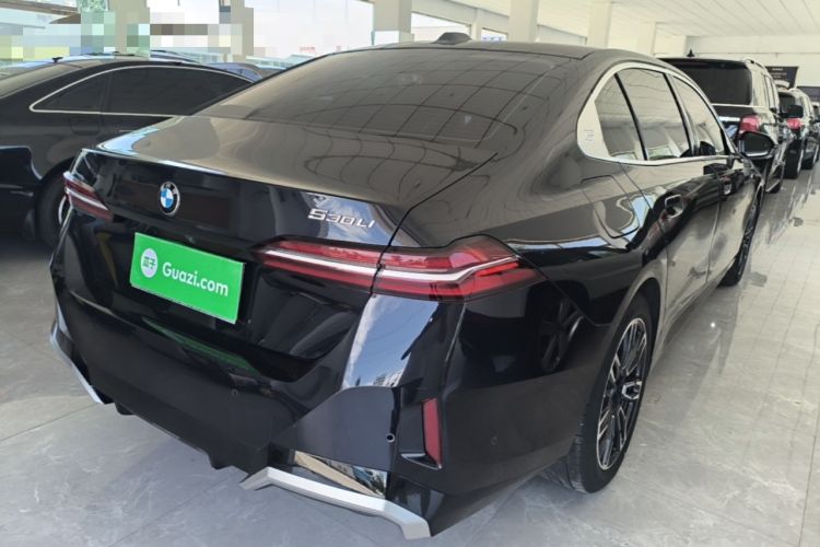 Used BMW 5 Series 2024 525Li M Sport Package Rear Right 45 Deg