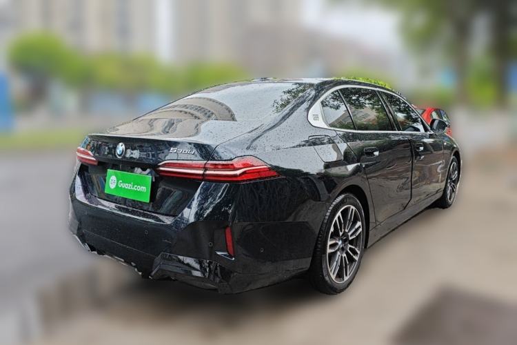 Used BMW 5 Series 2024 525Li M Sport Package Rear Right 45 Deg