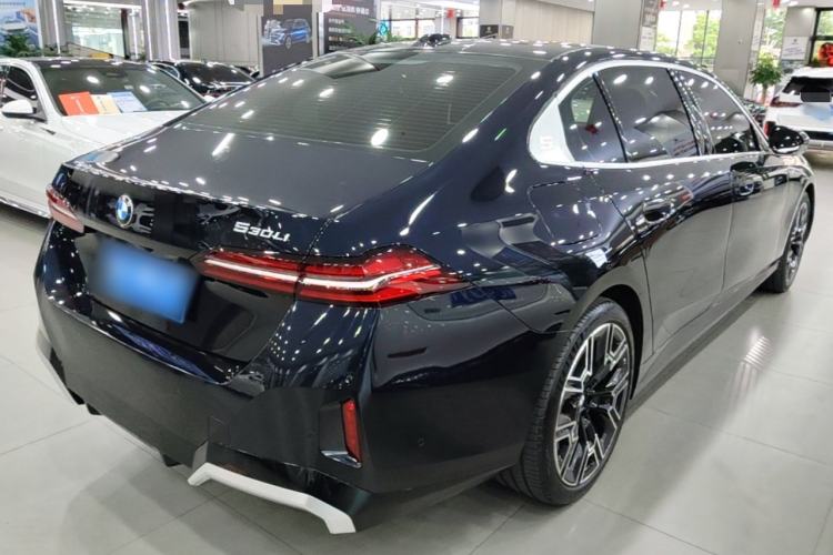 Used BMW 5 Series 2024 530Li Luxury Edition M Sport Package Rear Right 45 Deg