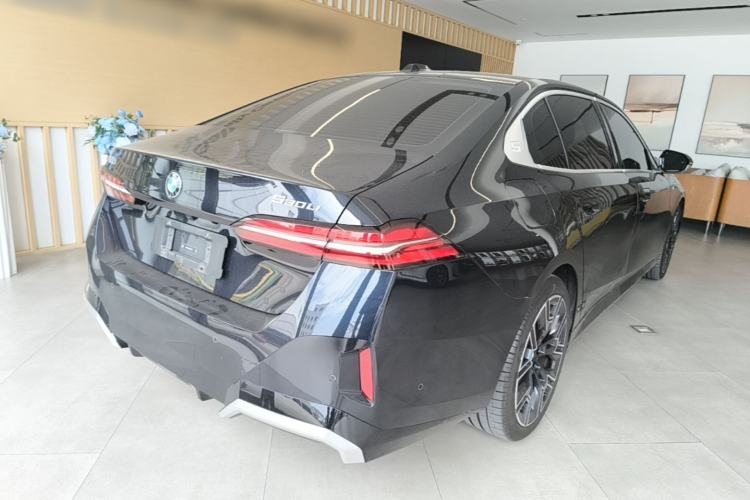 Used BMW 5 Series 2024 530Li Luxury Edition M Sport Package Rear Right 45 Deg