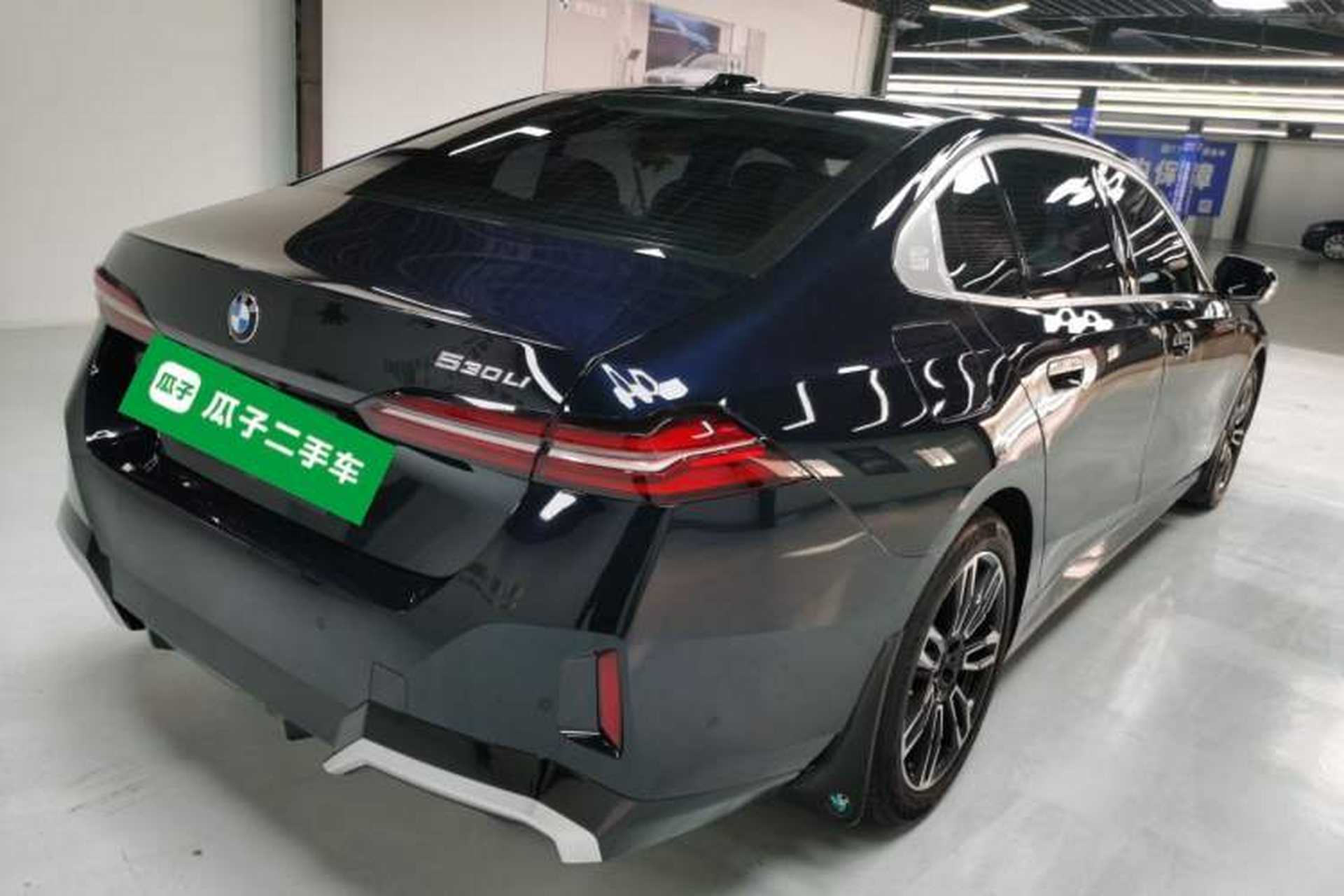 Used BMW 5 Series 2024 530Li Luxury Edition M Sport Package Rear Right 45 Deg