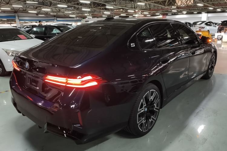 Used BMW 5 Series 2024 530Li Luxury Edition M Sport Package Rear Right 45 Deg