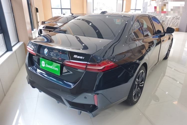 Used BMW 5 Series 2024 525i M Sport Package Rear Right 45 Deg