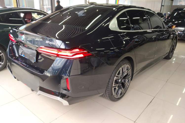 Used BMW 5 Series 2024 530Li Luxury Edition M Sport Package Rear Right 45 Deg