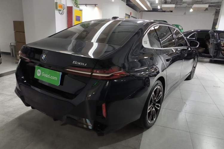 Used BMW 5 Series 2024 530Li Leading Model M Sport Package Rear Right 45 Deg