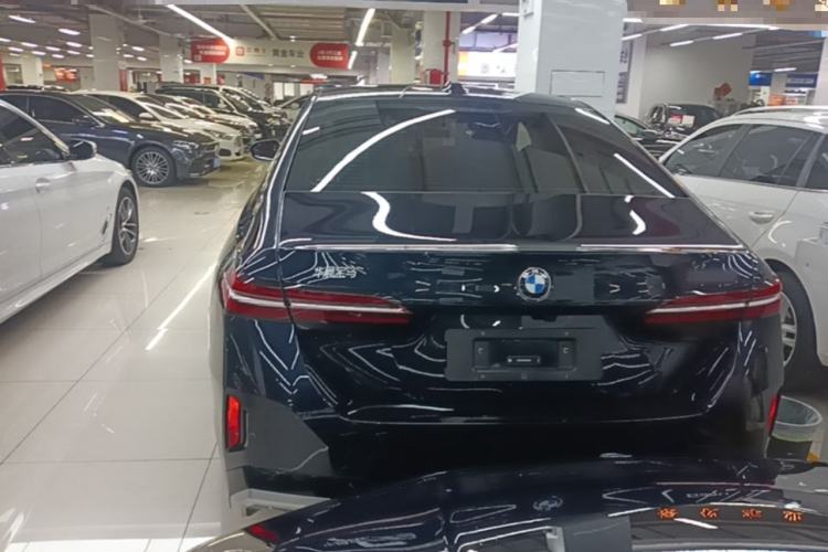 Used BMW 5 Series 2024 530Li Leading Model M Sport Package Rear Right 45 Deg