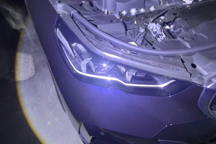 Used BMW 5 Series 2024 530i Leading Model M Sport Package Right Front Headlight