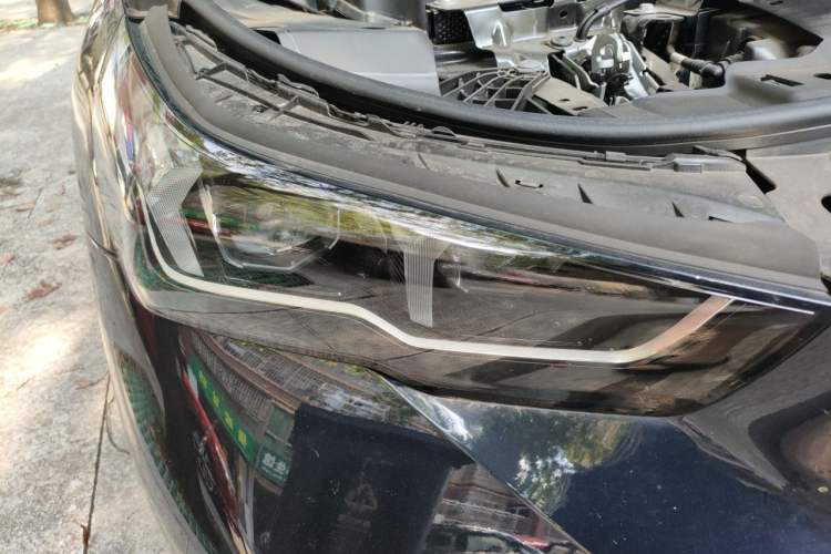 Used BMW 5 Series 2024 525Li M Sport Package Right Front Headlight